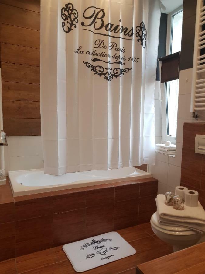 Apartament Pod Aniolami Na Starowce W Radomiu エクステリア 写真